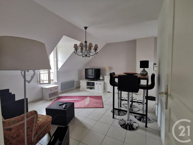 Appartement F3 à louer - 3 pièces - 43.2 m2 - PARMAIN - 95 - ILE-DE-FRANCE - Century 21 Osmose Appartement F3 à louer - 3 pièces - 43.2 m2 - PARMAIN - 95 - ILE-DE-FRANCE - Century 21 Osmose