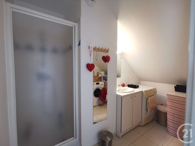 Appartement F3 à louer - 3 pièces - 43.2 m2 - PARMAIN - 95 - ILE-DE-FRANCE - Century 21 Osmose Appartement F3 à louer - 3 pièces - 43.2 m2 - PARMAIN - 95 - ILE-DE-FRANCE - Century 21 Osmose