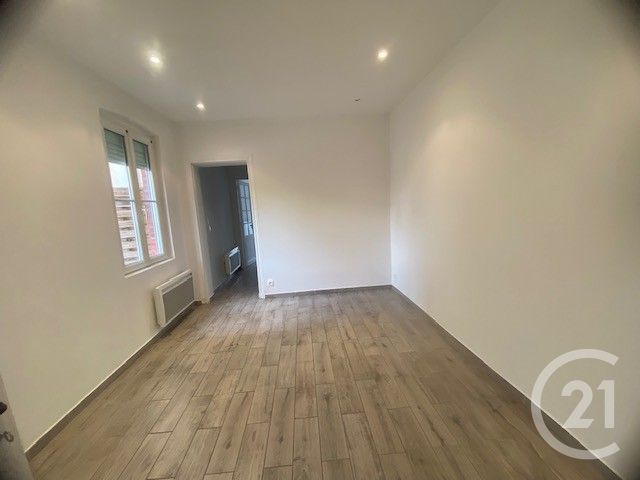 Appartement Duplex à louer - 3 pièces - 60.0 m2 - MERIEL - 95 - ILE-DE-FRANCE - Century 21 Osmose