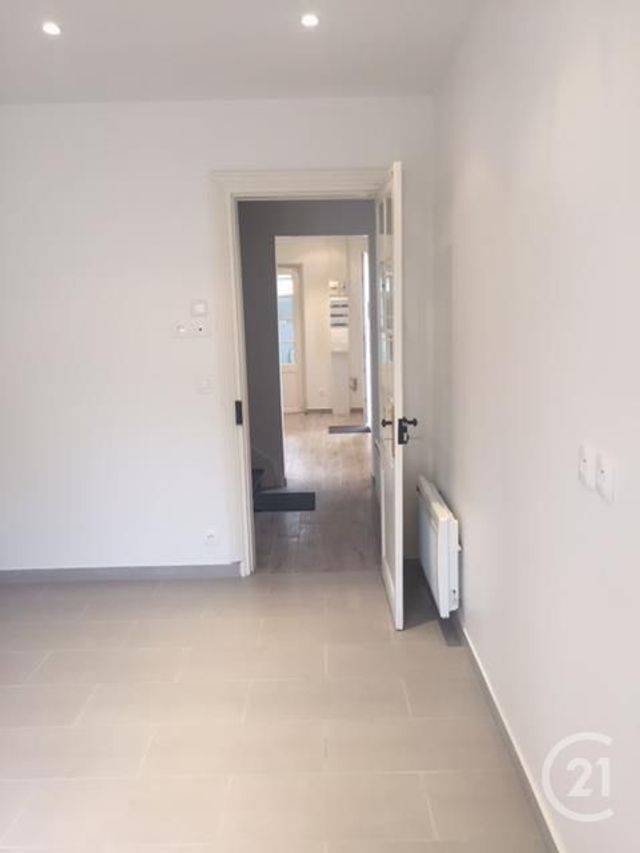 Appartement Duplex à louer - 3 pièces - 60.0 m2 - MERIEL - 95 - ILE-DE-FRANCE - Century 21 Osmose