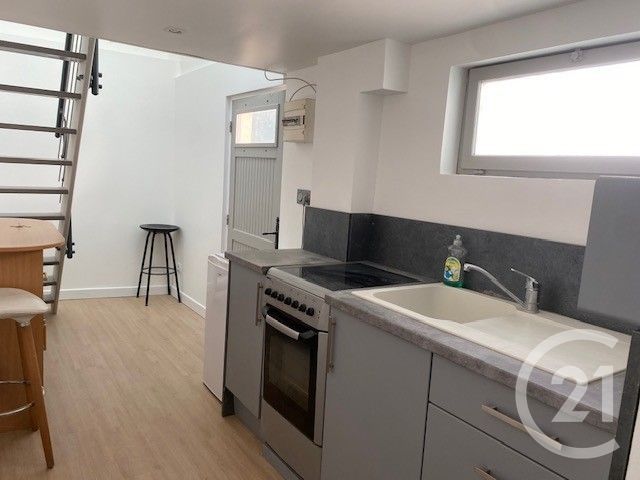 Appartement F2 à louer - 2 pièces - 23.0 m2 - NESLES LA VALLEE - 95 - ILE-DE-FRANCE - Century 21 Osmose