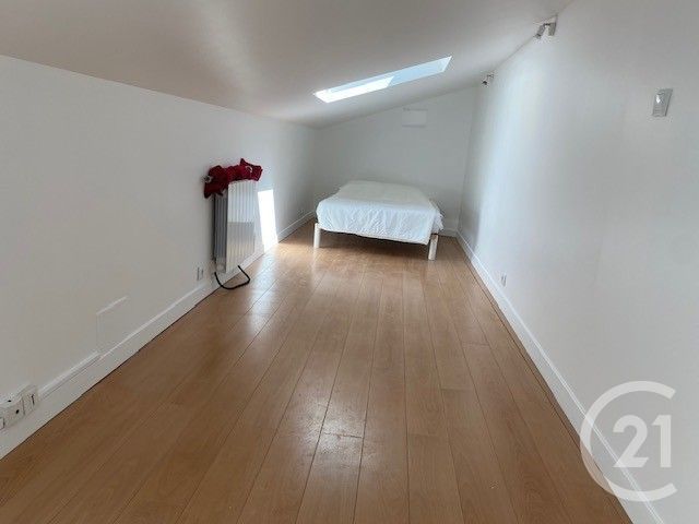 Appartement F2 à louer - 2 pièces - 23.0 m2 - NESLES LA VALLEE - 95 - ILE-DE-FRANCE - Century 21 Osmose
