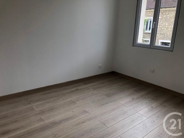 Afficher la photo en grand Appartement F2 à louer - 2 pièces - 43.74 m2 - MERY SUR OISE - 95 - ILE-DE-FRANCE - Century 21 Osmose