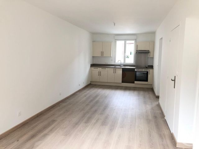 Afficher la photo en grand Appartement F2 à louer - 2 pièces - 43.74 m2 - MERY SUR OISE - 95 - ILE-DE-FRANCE - Century 21 Osmose