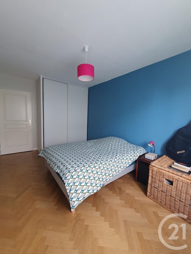 Afficher la photo en grand Appartement F3 à vendre - 3 pièces - 65.5 m2 - BEAUMONT SUR OISE - 95 - ILE-DE-FRANCE - Century 21 Osmose