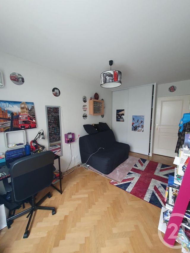 Afficher la photo en grand Appartement F3 à vendre - 3 pièces - 65.5 m2 - BEAUMONT SUR OISE - 95 - ILE-DE-FRANCE - Century 21 Osmose