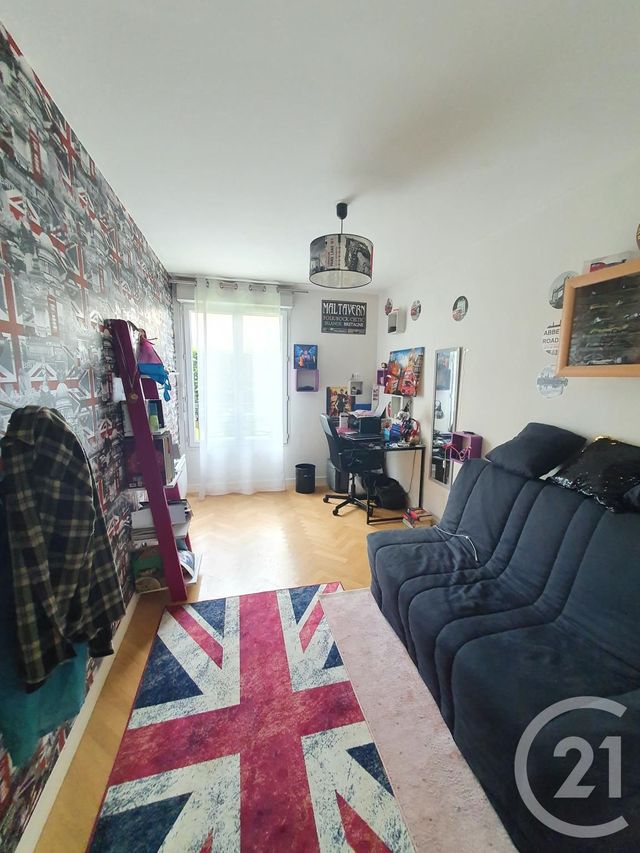 Afficher la photo en grand Appartement F3 à vendre - 3 pièces - 65.5 m2 - BEAUMONT SUR OISE - 95 - ILE-DE-FRANCE - Century 21 Osmose