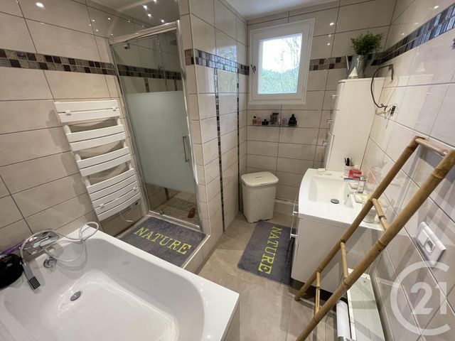 Afficher la photo en grand maison à vendre - 7 pièces - 196.62 m2 - CHAMBLY - 60 - PICARDIE - Century 21 Osmose