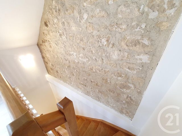 Afficher la photo en grand Appartement F3 à vendre - 3 pièces - 48.0 m2 - VALMONDOIS - 95 - ILE-DE-FRANCE - Century 21 Osmose