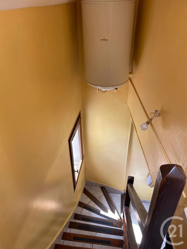 Afficher la photo en grand Appartement Duplex à louer - 2 pièces - 36.14 m2 - L ISLE ADAM - 95 - ILE-DE-FRANCE - Century 21 Osmose