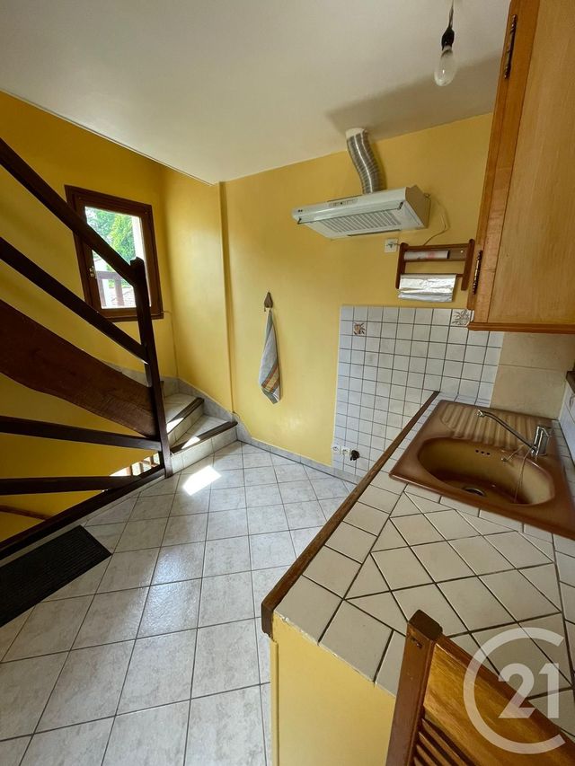 Afficher la photo en grand Appartement Duplex à louer - 2 pièces - 36.14 m2 - L ISLE ADAM - 95 - ILE-DE-FRANCE - Century 21 Osmose