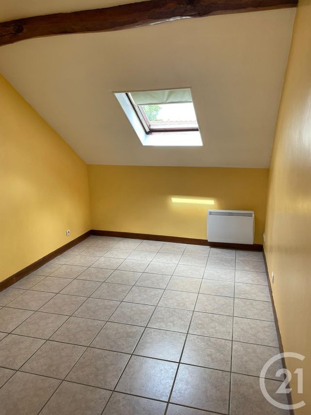 Afficher la photo en grand Appartement Duplex à louer - 2 pièces - 36.14 m2 - L ISLE ADAM - 95 - ILE-DE-FRANCE - Century 21 Osmose