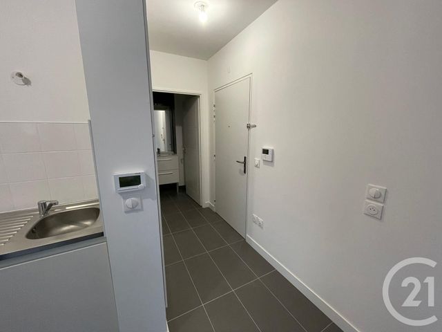 Appartement F1 à louer - 1 pièce - 33.31 m2 - L ISLE ADAM - 95 - ILE-DE-FRANCE - Century 21 Osmose
