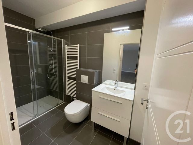 Appartement F1 à louer - 1 pièce - 33.31 m2 - L ISLE ADAM - 95 - ILE-DE-FRANCE - Century 21 Osmose