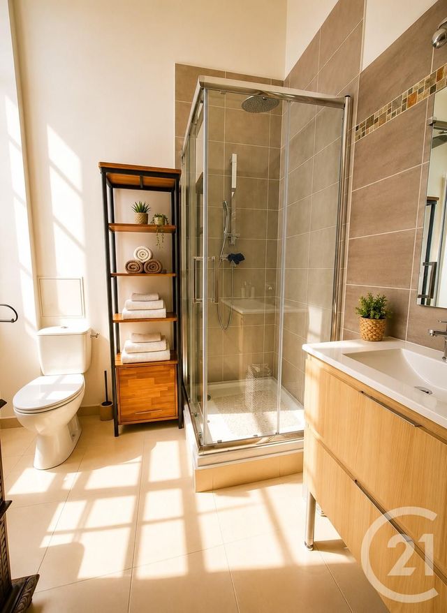 Appartement F4 à vendre - 3 pièces - 92.24 m2 - L ISLE ADAM - 95 - ILE-DE-FRANCE - Century 21 Osmose