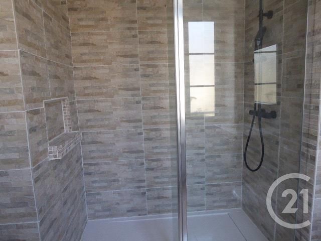 Appartement F2 à louer - 2 pièces - 45.79 m2 - 95 - ILE-DE-FRANCE - Century 21 Osmose