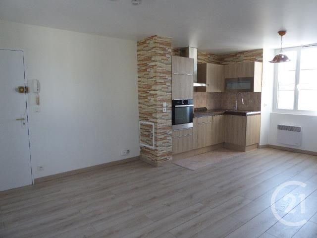 Appartement F2 à louer - 2 pièces - 45.79 m2 - 95 - ILE-DE-FRANCE - Century 21 Osmose