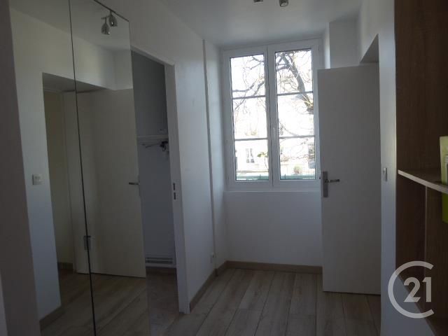 Appartement F2 à louer - 2 pièces - 45.79 m2 - 95 - ILE-DE-FRANCE - Century 21 Osmose