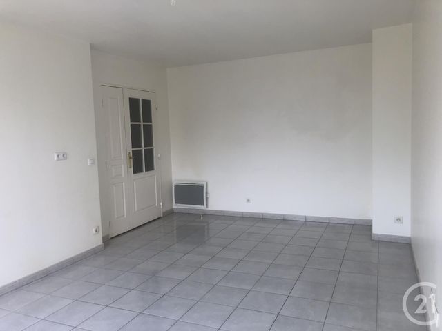 Appartement F2 à louer - 2 pièces - 48.27 m2 - BEAUMONT SUR OISE - 95 - ILE-DE-FRANCE - Century 21 Osmose