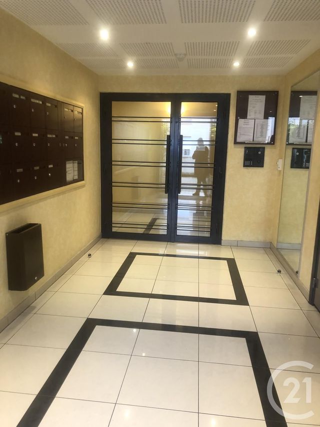 Appartement F2 à louer - 2 pièces - 48.27 m2 - BEAUMONT SUR OISE - 95 - ILE-DE-FRANCE - Century 21 Osmose