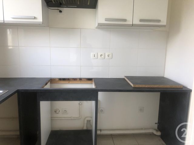 Appartement F2 à louer - 2 pièces - 48.27 m2 - BEAUMONT SUR OISE - 95 - ILE-DE-FRANCE - Century 21 Osmose