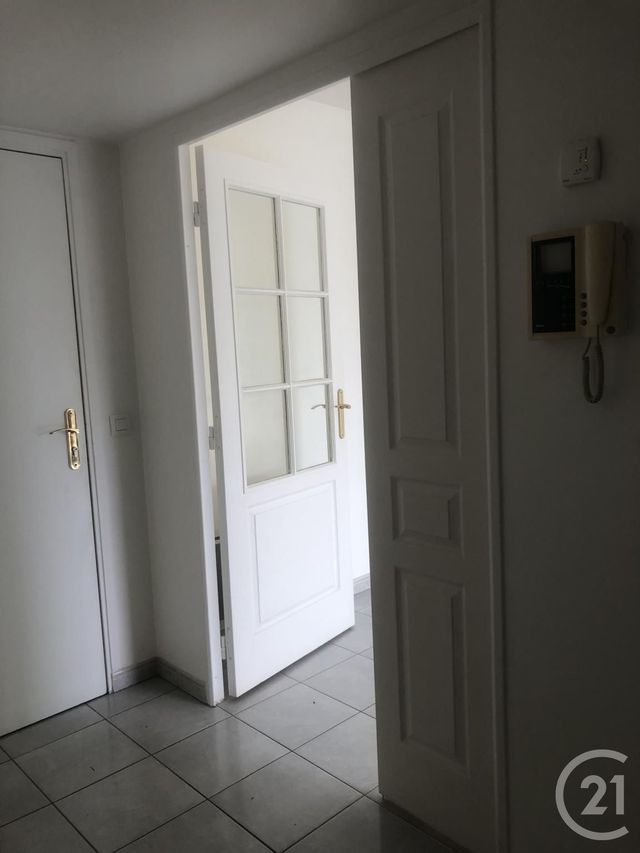 Appartement F2 à louer - 2 pièces - 48.27 m2 - BEAUMONT SUR OISE - 95 - ILE-DE-FRANCE - Century 21 Osmose