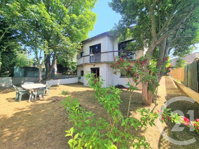 maison à vendre - 7 pièces - 153.96 m2 - MERY SUR OISE - 95 - ILE-DE-FRANCE - Century 21 Osmose