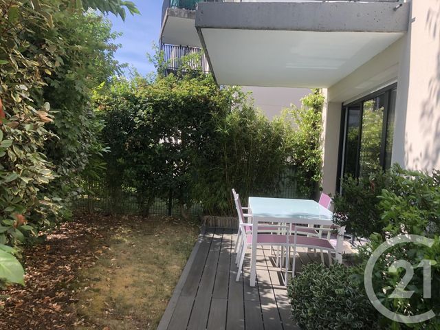 Appartement à louer - 3 pièces - 68.01 m2 - CHAMBLY - 60 - PICARDIE - Century 21 Osmose