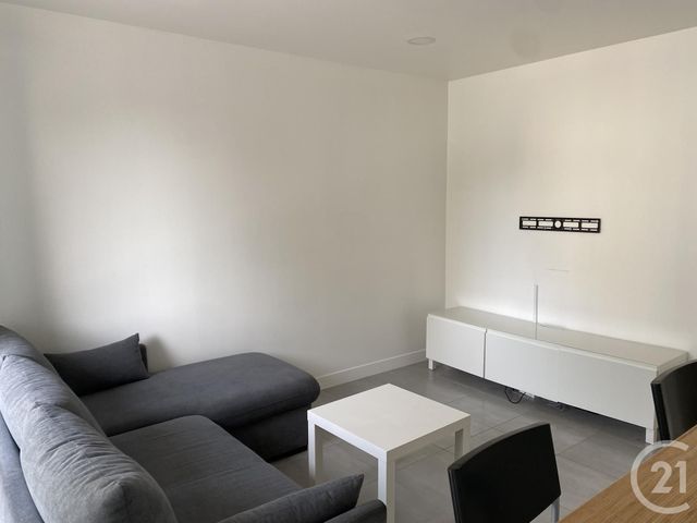 Appartement F2 à louer - 2 pièces - 41.65 m2 - CHAMBLY - 60 - PICARDIE - Century 21 Osmose