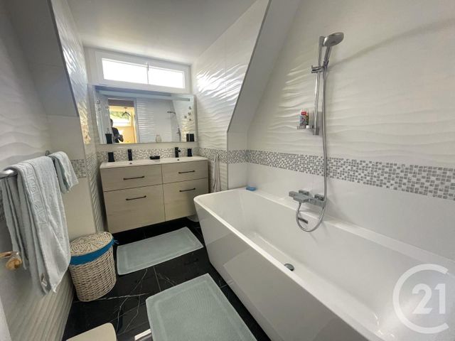 maison à vendre - 9 pièces - 220.51 m2 - PARMAIN - 95 - ILE-DE-FRANCE - Century 21 Osmose