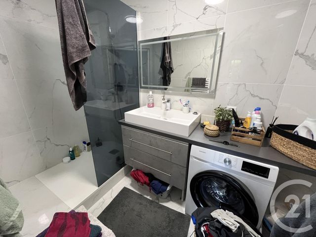 Appartement à louer - 3 pièces - 61.28 m2 - L ISLE ADAM - 95 - ILE-DE-FRANCE - Century 21 Osmose