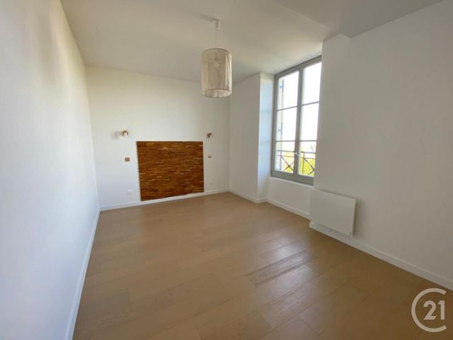 Afficher la photo en grand Appartement Duplex à vendre - 3 pièces - 77.7 m2 - NERVILLE LA FORET - 95 - ILE-DE-FRANCE - Century 21 Osmose