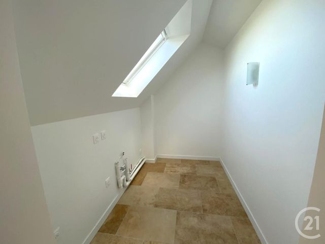 Appartement F2 à vendre - 2 pièces - 52.7 m2 - NERVILLE LA FORET - 95 - ILE-DE-FRANCE - Century 21 Osmose