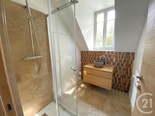 Appartement F2 à vendre - 2 pièces - 52.7 m2 - NERVILLE LA FORET - 95 - ILE-DE-FRANCE - Century 21 Osmose