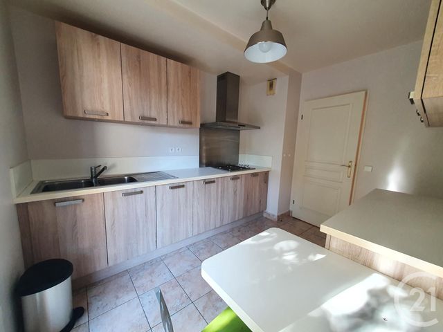 Appartement F3 à vendre - 3 pièces - 77.13 m2 - L ISLE ADAM - 95 - ILE-DE-FRANCE - Century 21 Osmose