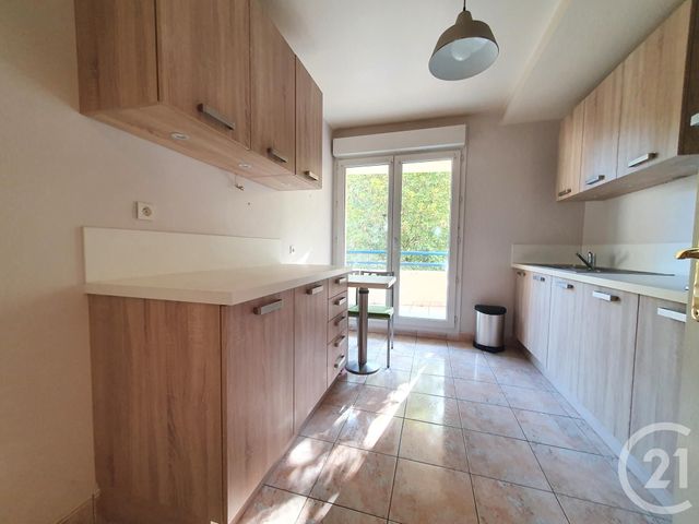 Appartement F3 à vendre - 3 pièces - 77.13 m2 - L ISLE ADAM - 95 - ILE-DE-FRANCE - Century 21 Osmose