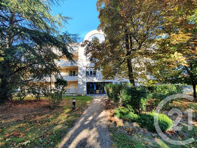 Appartement F3 à vendre - 3 pièces - 77.13 m2 - L ISLE ADAM - 95 - ILE-DE-FRANCE - Century 21 Osmose