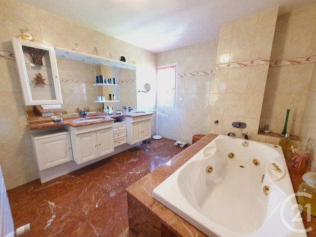 maison à vendre - 8 pièces - 259.44 m2 - NESLES LA VALLEE - 95 - ILE-DE-FRANCE - Century 21 Osmose