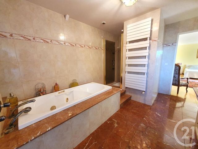 maison à vendre - 8 pièces - 259.44 m2 - NESLES LA VALLEE - 95 - ILE-DE-FRANCE - Century 21 Osmose