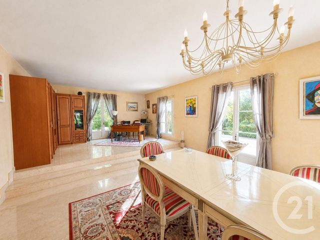 maison à vendre - 8 pièces - 259.44 m2 - NESLES LA VALLEE - 95 - ILE-DE-FRANCE - Century 21 Osmose