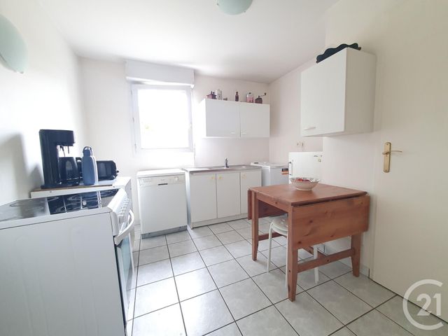 Appartement F3 à vendre - 3 pièces - 63.37 m2 - L ISLE ADAM - 95 - ILE-DE-FRANCE - Century 21 Osmose