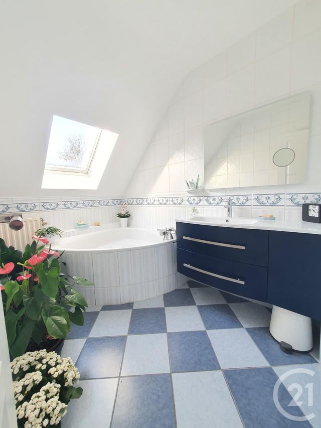 maison à vendre - 6 pièces - 157.44 m2 - NESLES LA VALLEE - 95 - ILE-DE-FRANCE - Century 21 Osmose