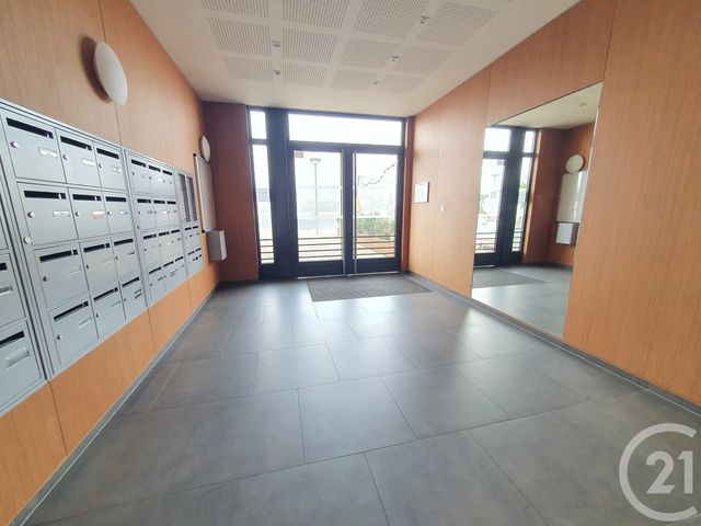 Appartement F3 à vendre - 3 pièces - 63.0 m2 - L ISLE ADAM - 95 - ILE-DE-FRANCE - Century 21 Osmose