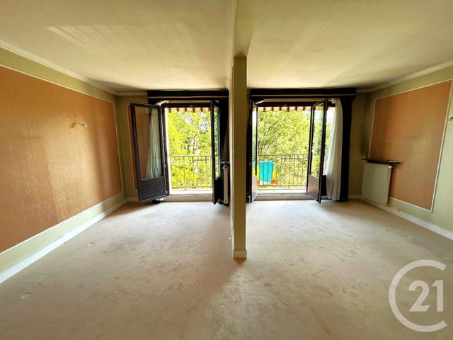 Afficher la photo en grand Appartement F4 à vendre - 4 pièces - 80.35 m2 - L ISLE ADAM - 95 - ILE-DE-FRANCE - Century 21 Osmose