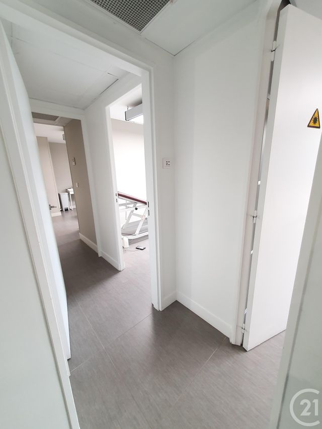 Appartement F5 à vendre - 5 pièces - 110.46 m2 - L ISLE ADAM - 95 - ILE-DE-FRANCE - Century 21 Osmose