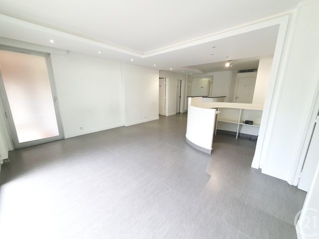 Appartement F5 à vendre - 5 pièces - 110.46 m2 - L ISLE ADAM - 95 - ILE-DE-FRANCE - Century 21 Osmose