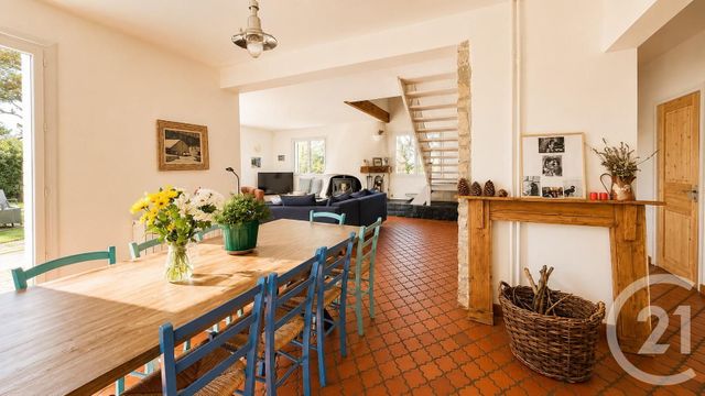 maison à vendre - 11 pièces - 246.49 m2 - NESLES LA VALLEE - 95 - ILE-DE-FRANCE - Century 21 Osmose
