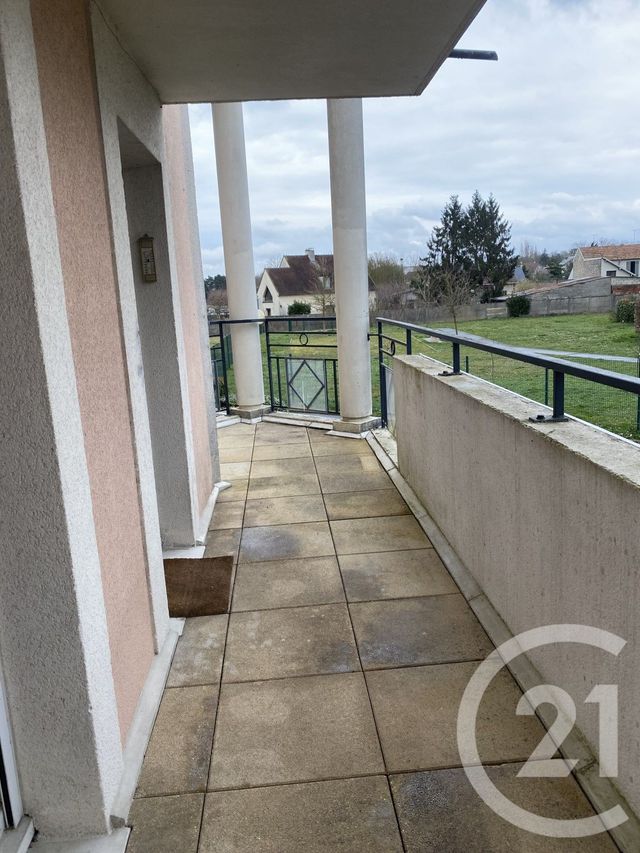 Appartement à louer - 3 pièces - 58.76 m2 - L ISLE ADAM - 95 - ILE-DE-FRANCE - Century 21 Osmose