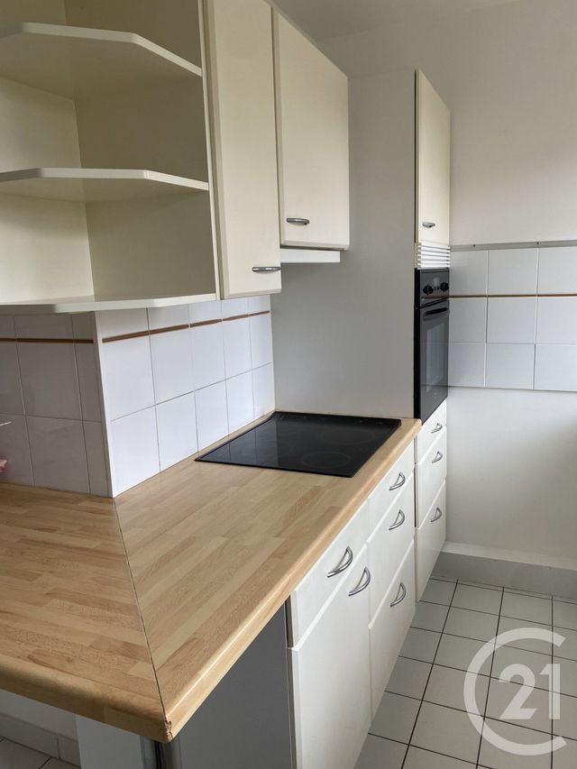 Appartement à louer - 3 pièces - 58.76 m2 - L ISLE ADAM - 95 - ILE-DE-FRANCE - Century 21 Osmose