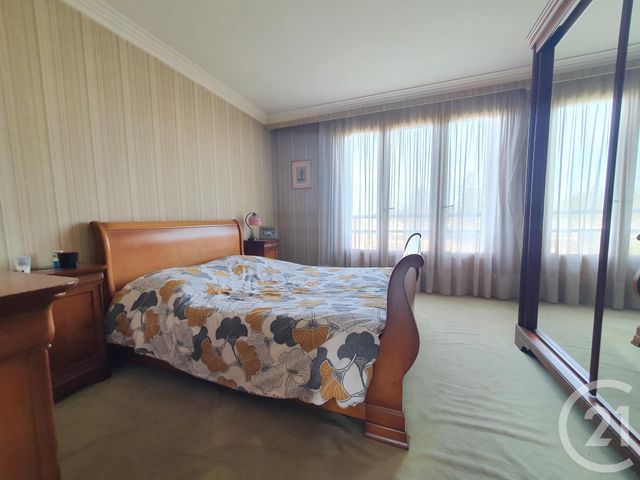 Appartement F4 à vendre - 4 pièces - 80.3 m2 - L ISLE ADAM - 95 - ILE-DE-FRANCE - Century 21 Osmose